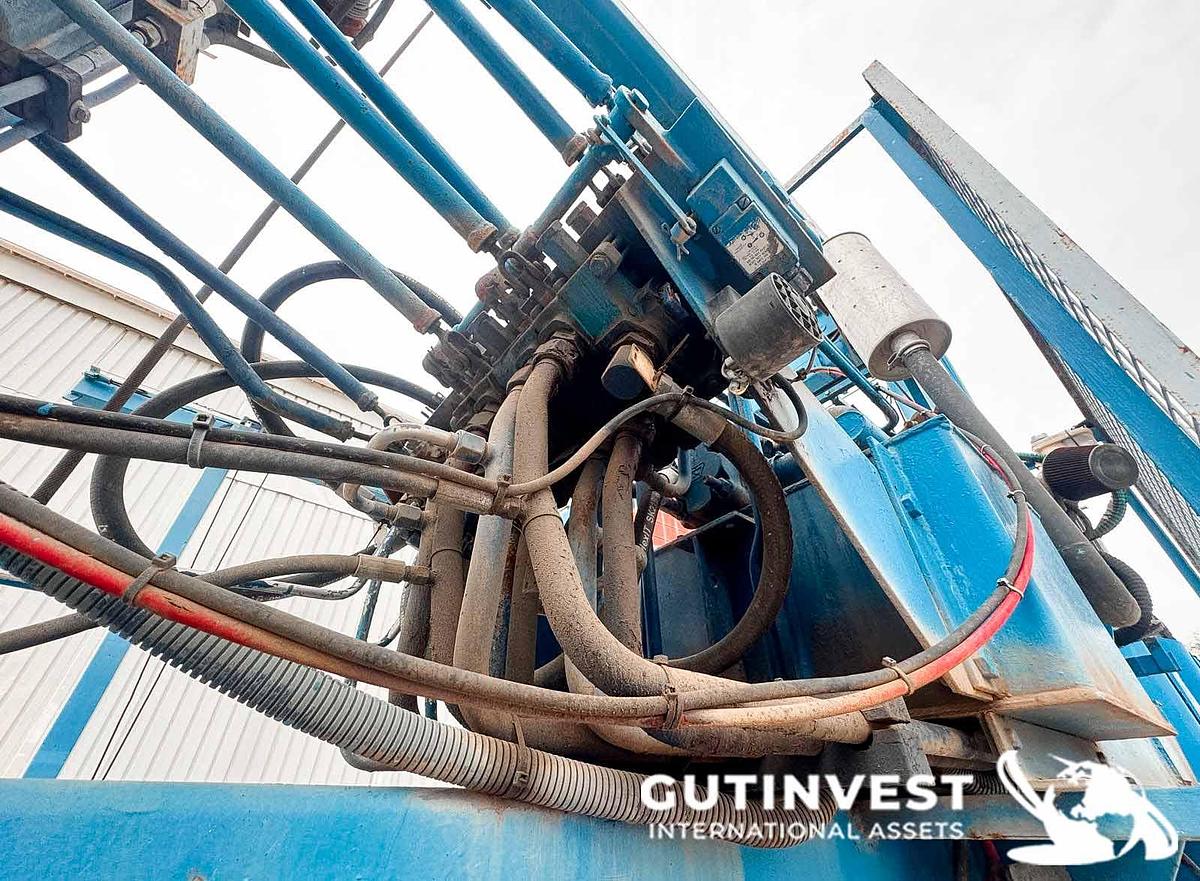 Used 1 - Boat Hoist - Gantry crane - 27T