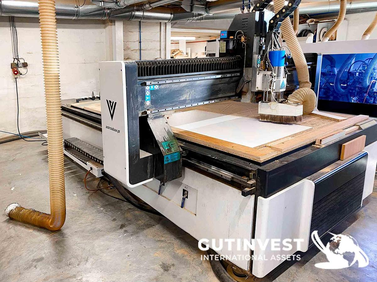 Usado 1 - CNC fresadora 3 ejes - para madera y pvc