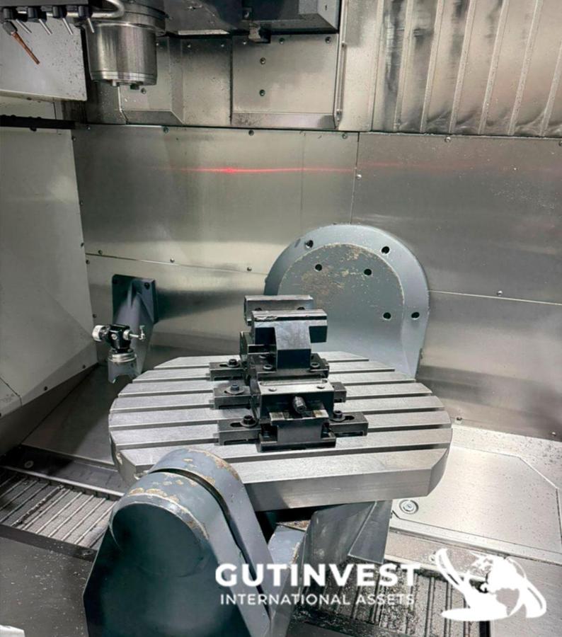 Used 5-Axis CNC Machining Center