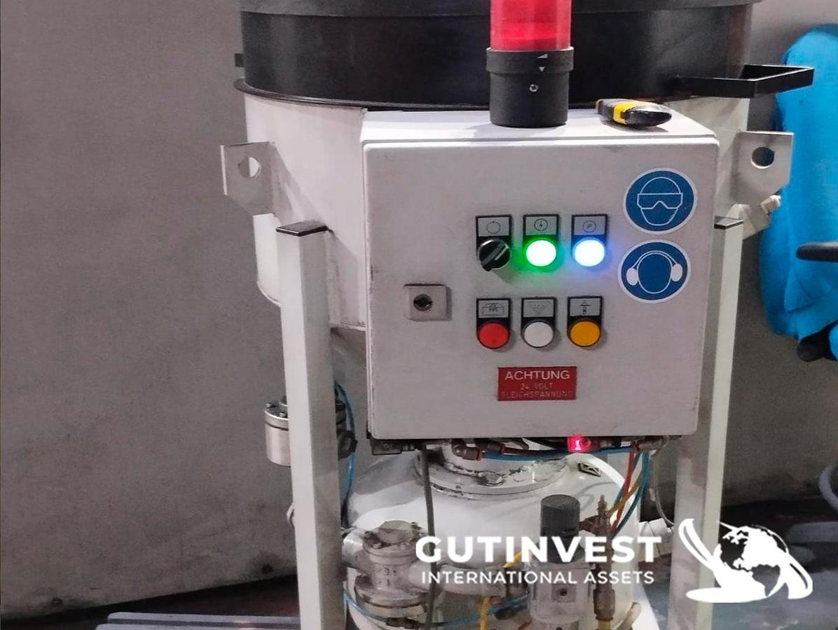 Usado 1 - Máquina de corte por agua
