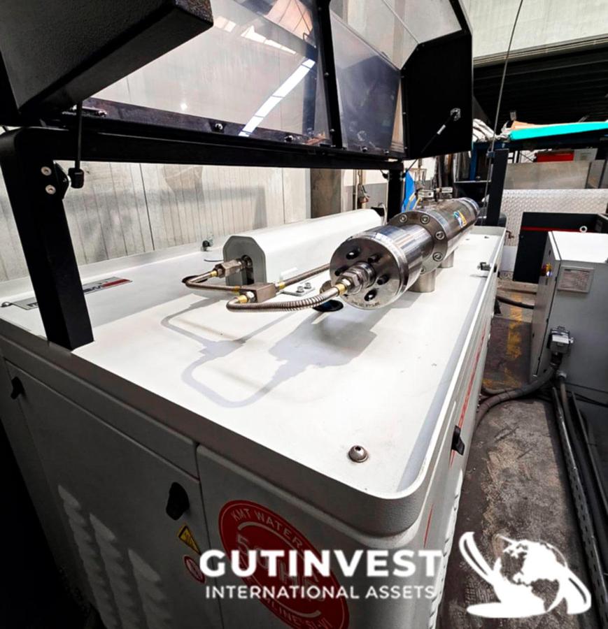 Usado Máquina de corte por agua - 5 ejes