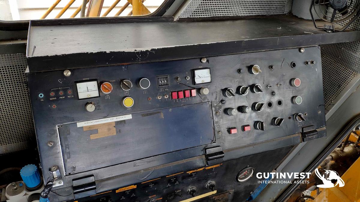 Used 1 - Railway track tamping machine