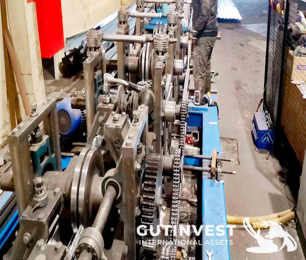 Used Metal Roll forming machine for C Z profiles