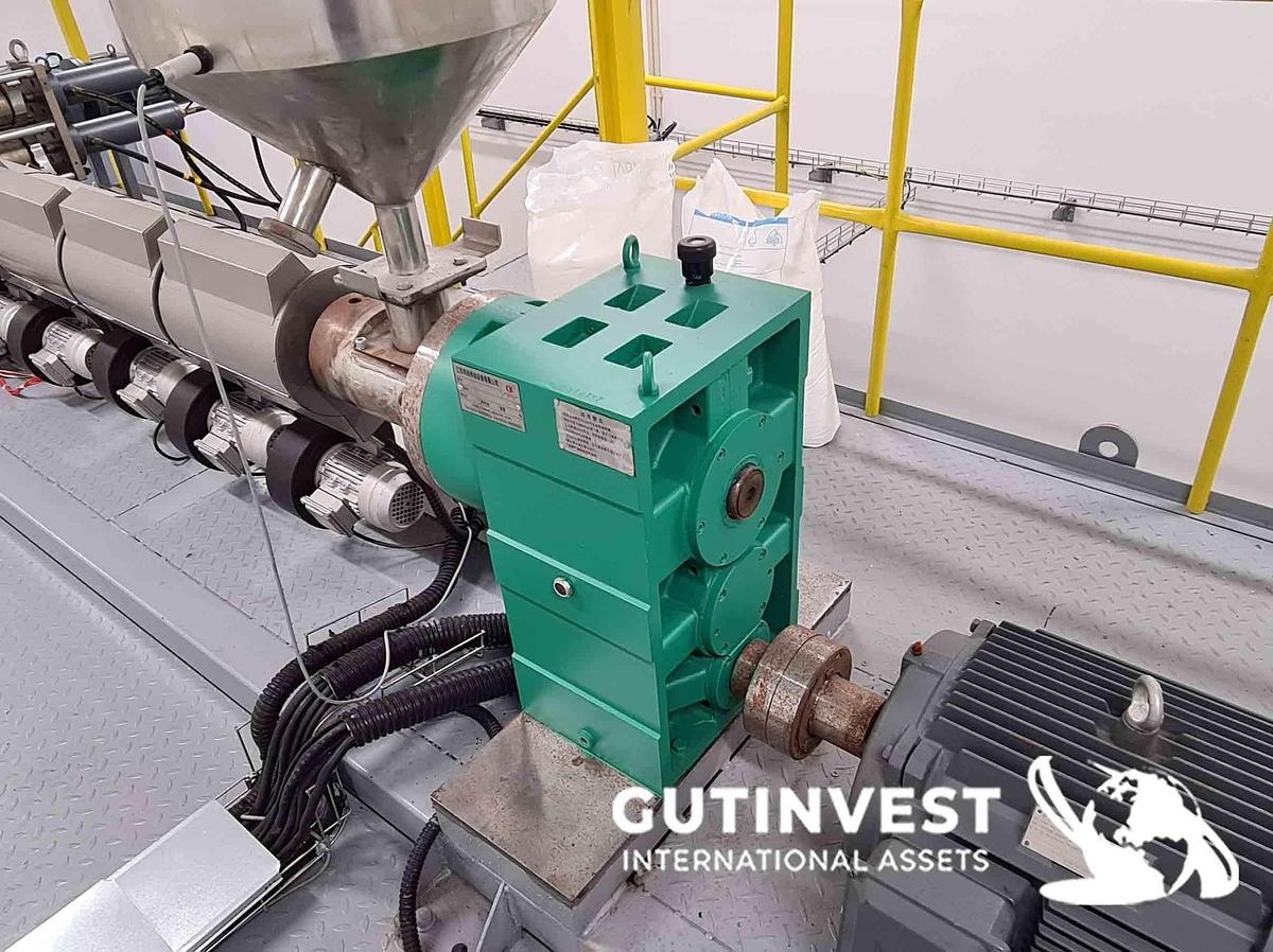Used 1 - Meltblown extrusion line