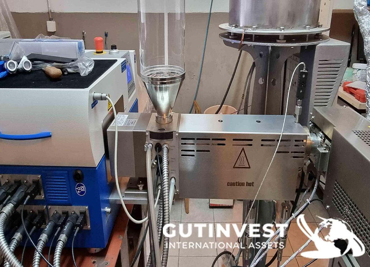 Usado Extrusora de medición de laboratorio