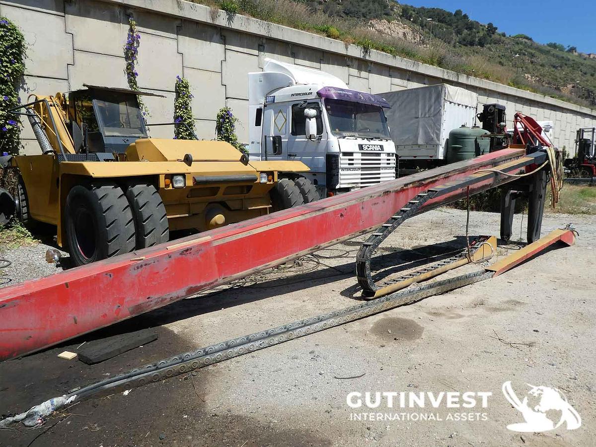 Used 1 - Reach Stacker - 40 Tn