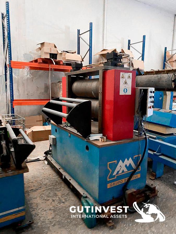Used 1 - Sectional door rolling line - 24 heads
