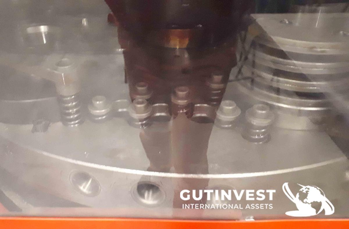 Used 1 - CNC punching machine