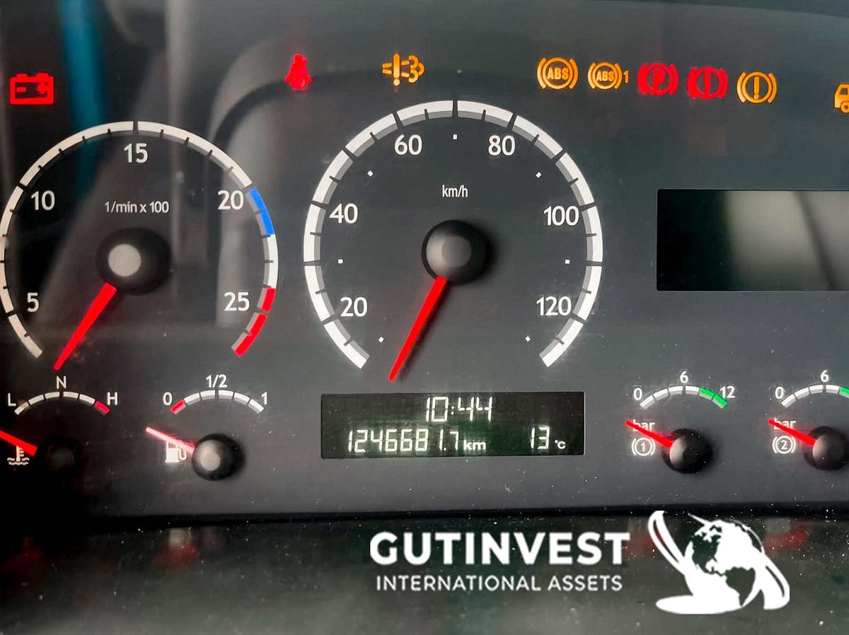 Used 1 - Truck with double trailer