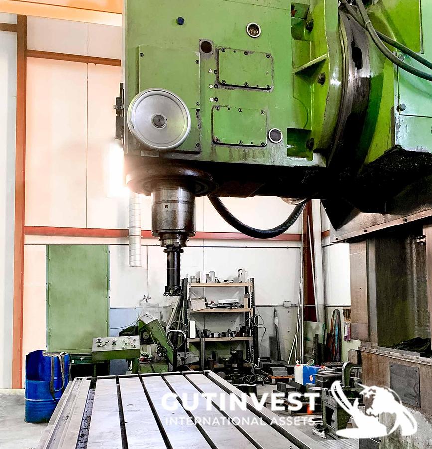 Usado Fresadora CNC