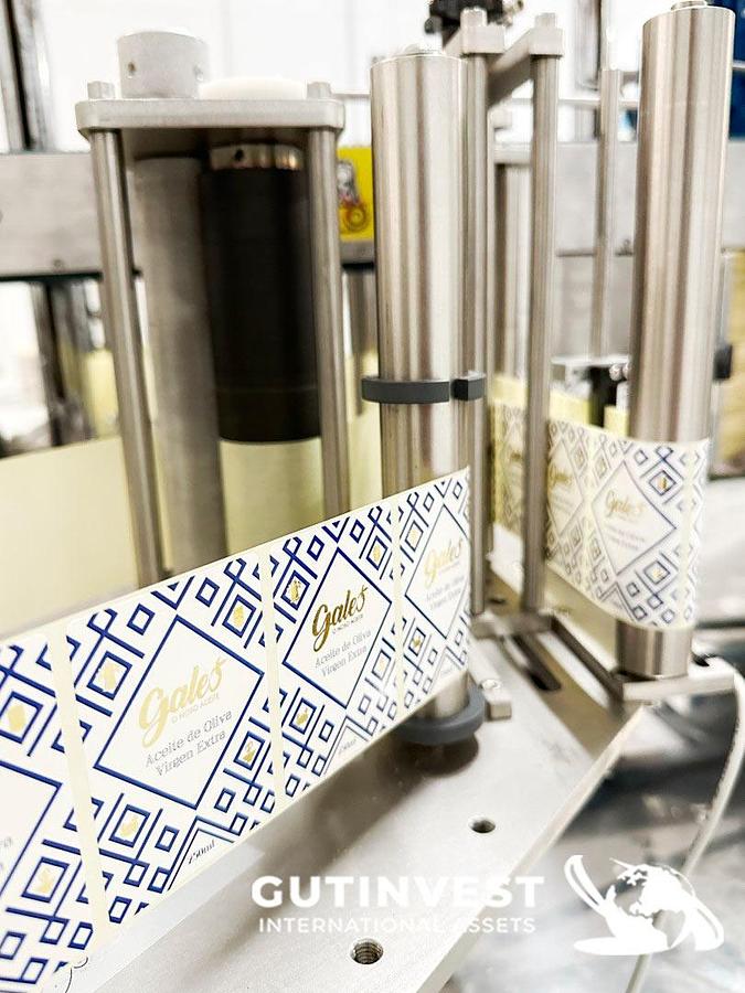 Used 1 - Complete lot of machinery for olive oil packaging