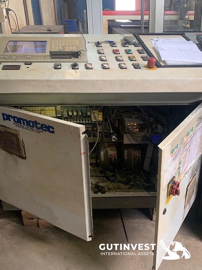 Used 1 - Plasma cutting machine