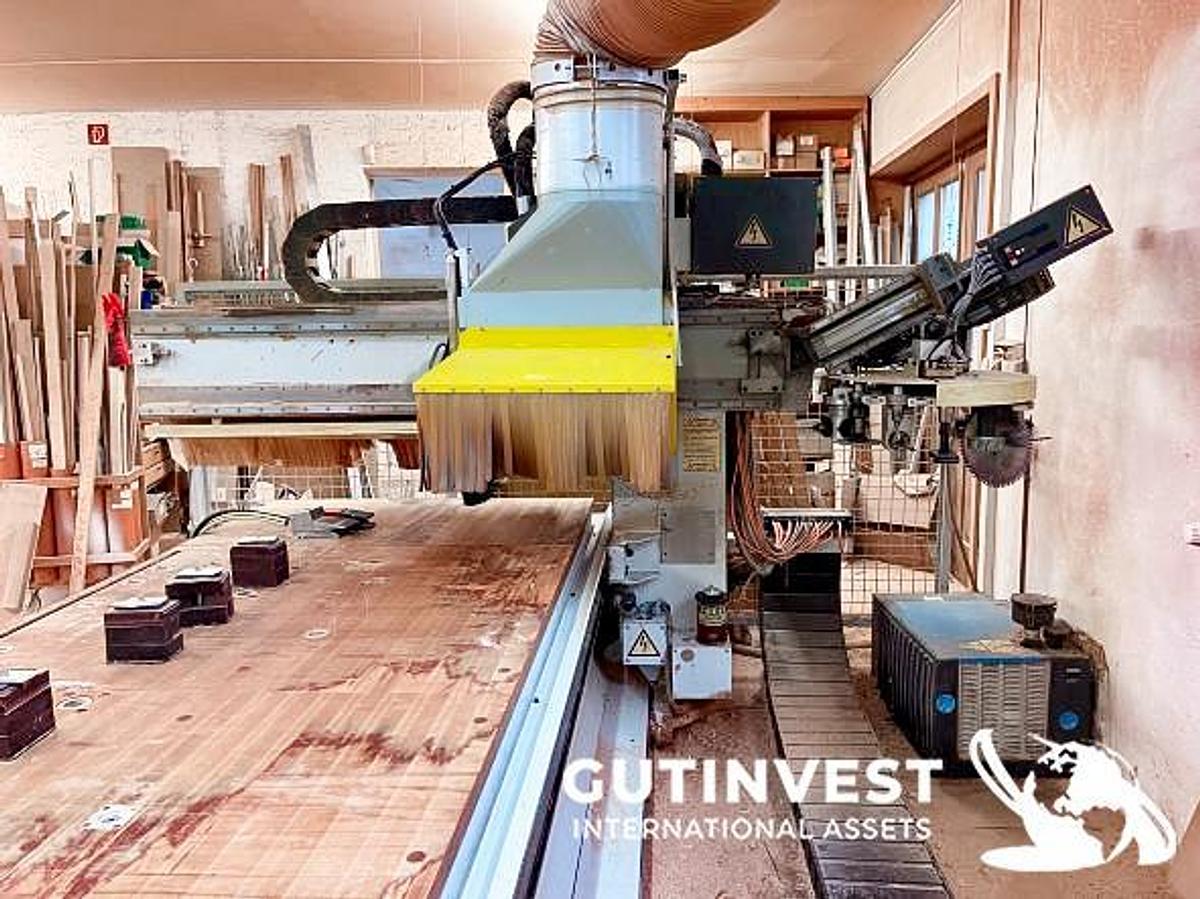 Usado 1 - Centro de mecanizado CNC para madera- 4 ejes