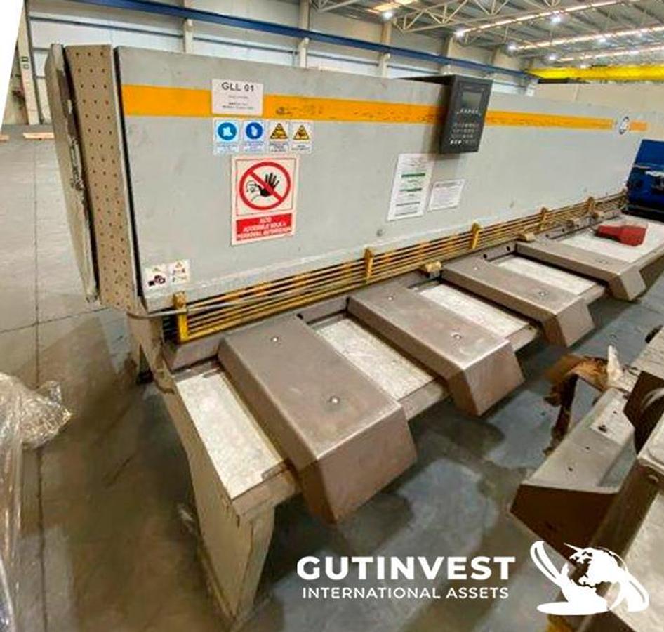 Used 2 - Shear press - 3 meters
