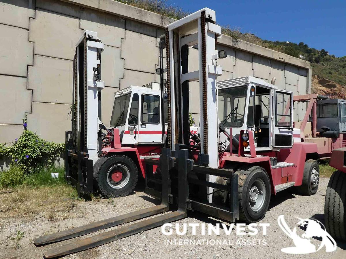 Used 6 - Forklift - 12 Tn