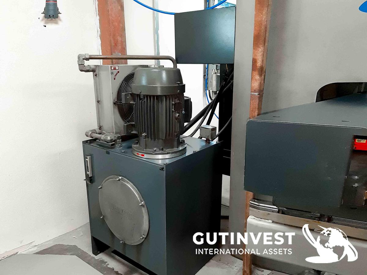Usado 1 - Punzonadora CNC