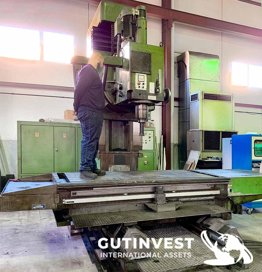 Usado Fresadora CNC