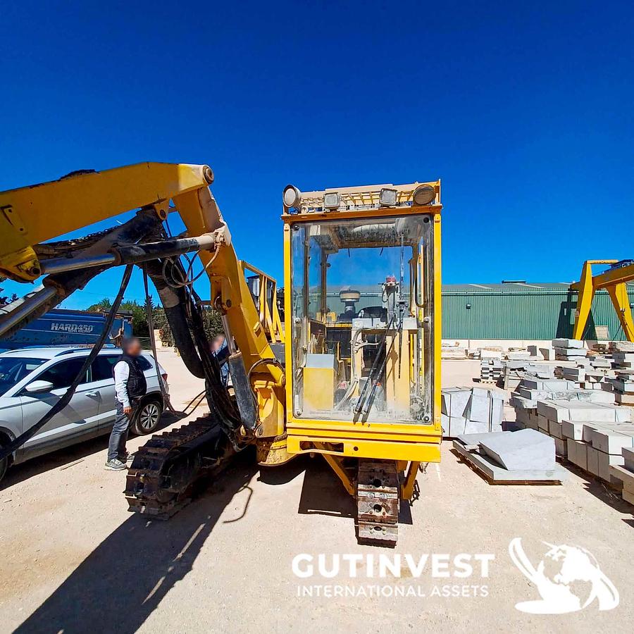 Used 1 - Drilling machine