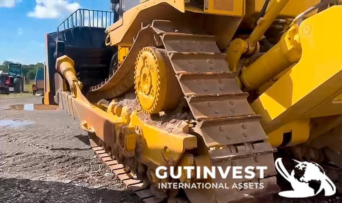 Used BULLDOZER