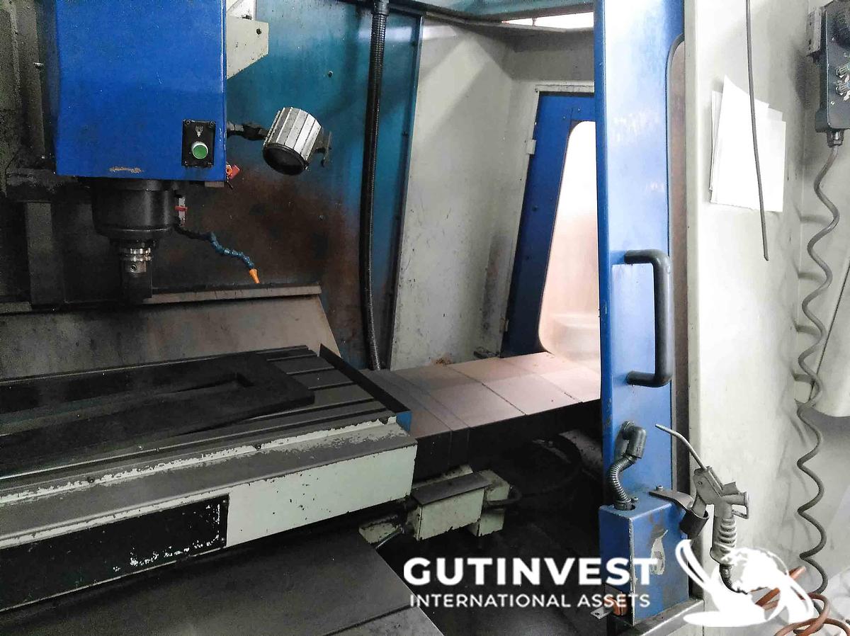Usado Centro de mecanizado cnc