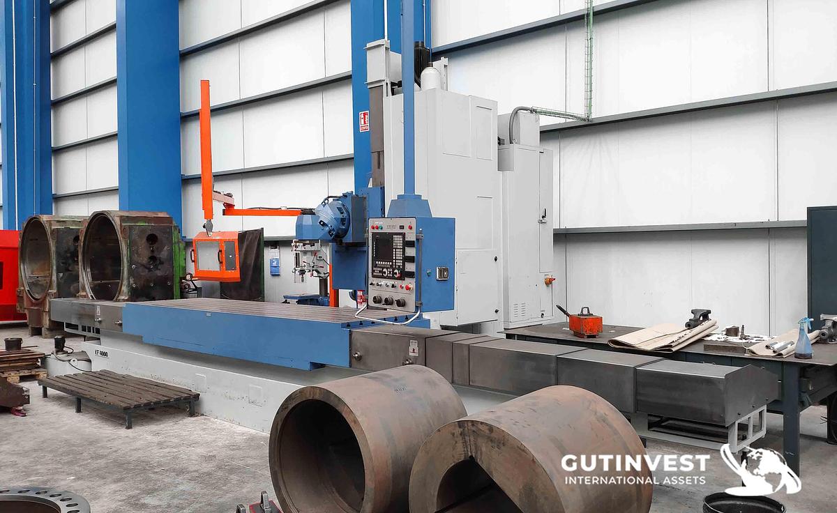 Usado 1 - Fresadora CNC universal de bancada fija - 4 metros.