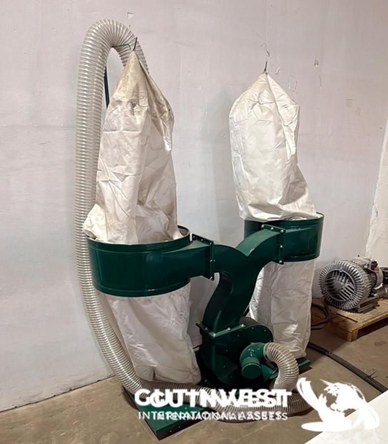 Usado MESA DE FRESADO Y CORTE CNC PAA MADERA