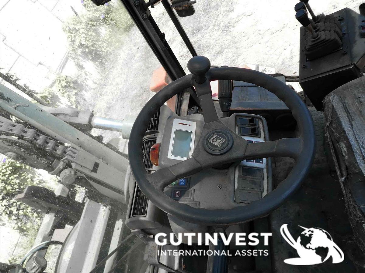 Used 4 - Forklift - 14 Tn