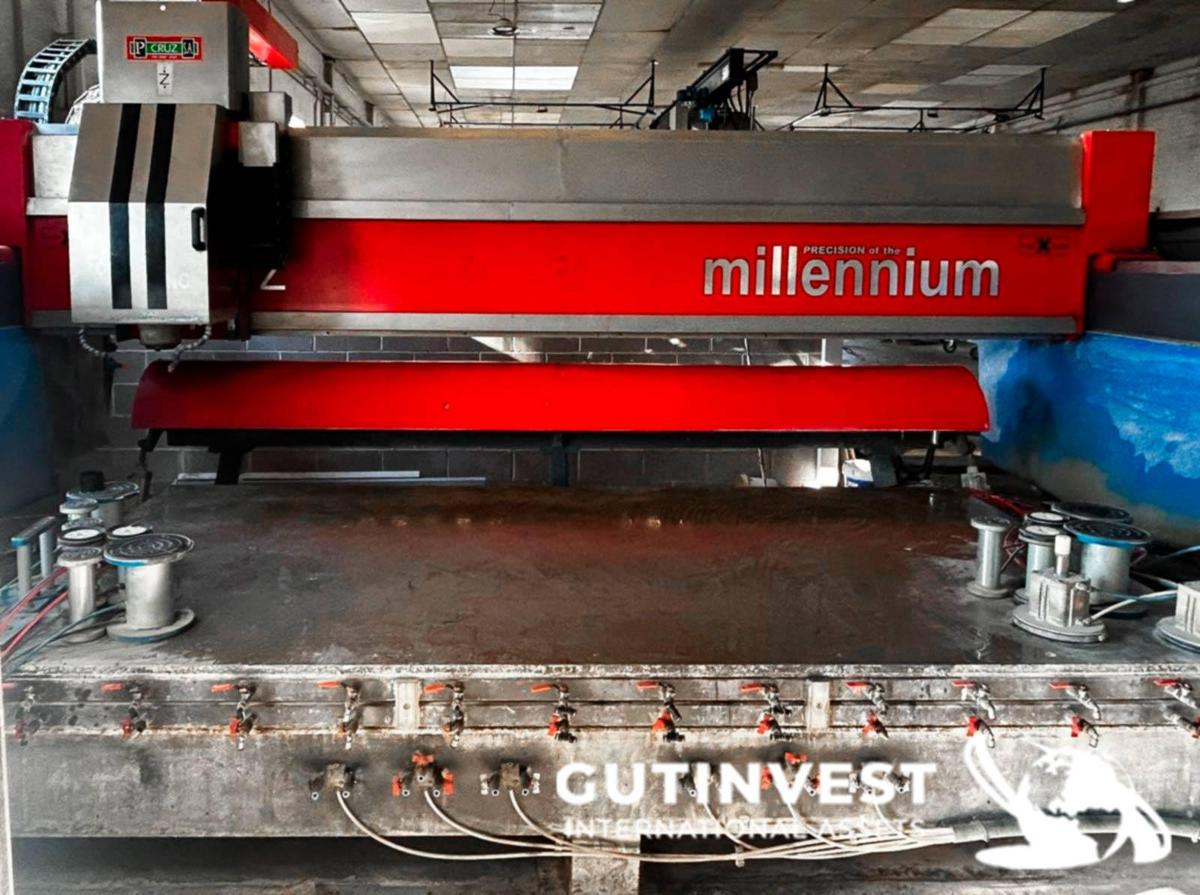 Usado FRESADORA CNC PARA MARMOL