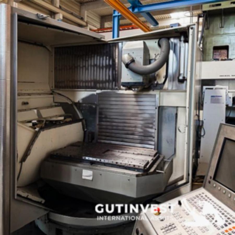 Usado Centro de mecanizado cnc de 5 ejes