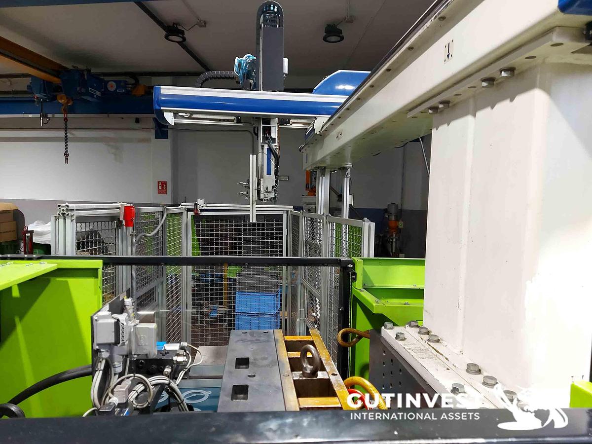 Usado 1 - Robot cartesiano lineal para inyectora plástico