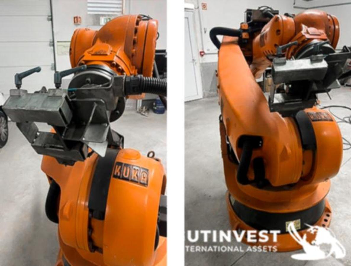 Usado ROBOT INDUSTRIAL