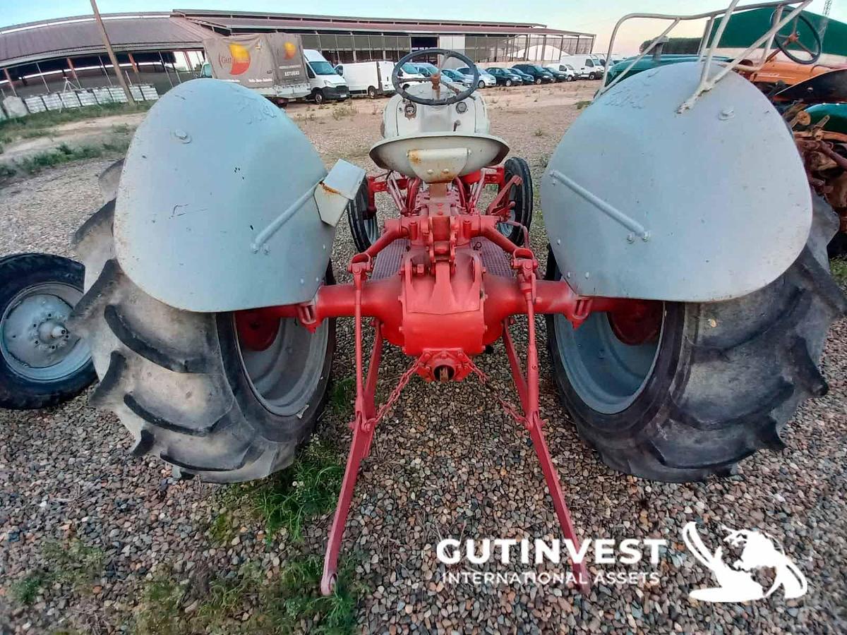 Used 10 - Agricultural tractor