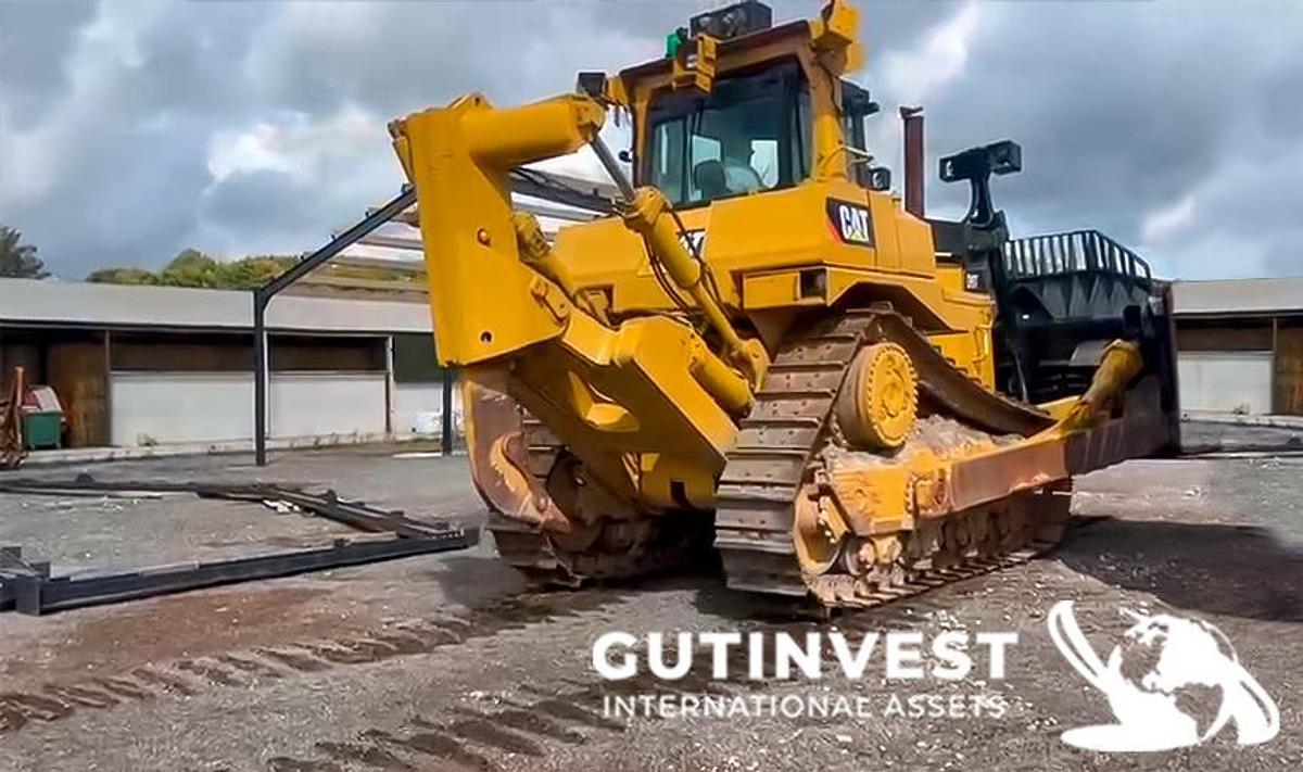 Used BULLDOZER