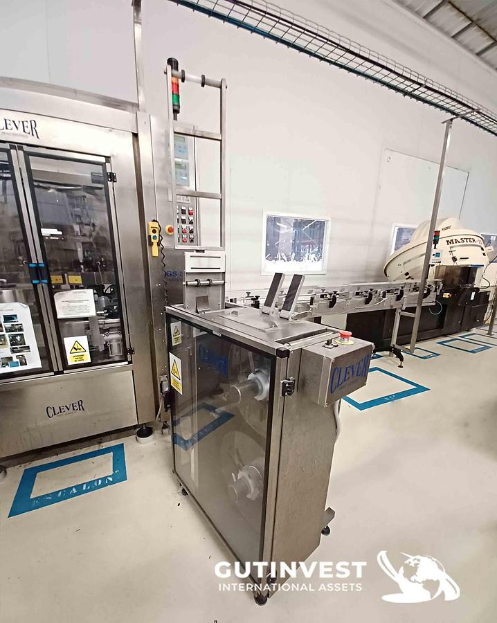 Used 13 - Labelling sleeving machine
