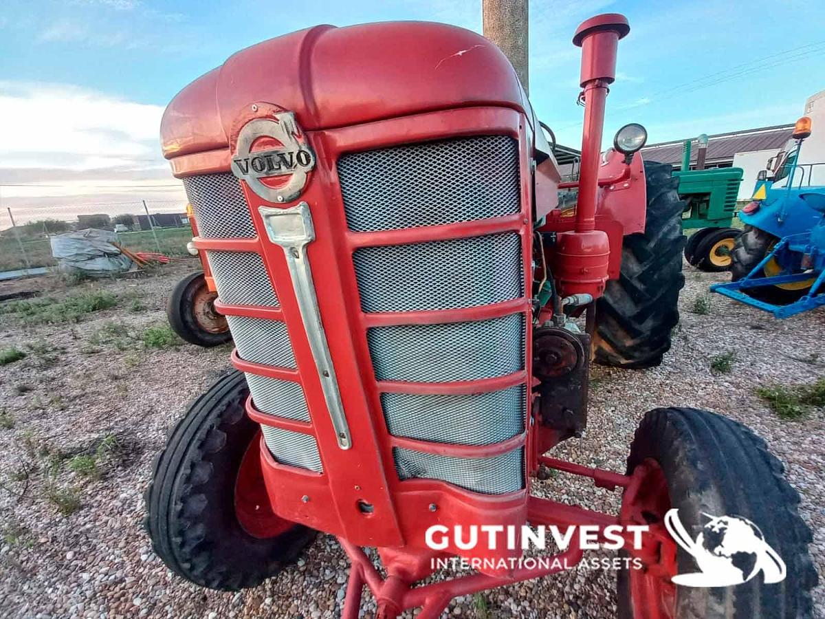 Usado 16 - Tractor agricola