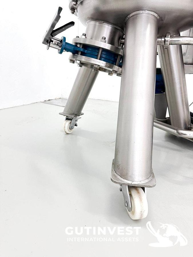 Used 1 - Complete lot of machinery for olive oil packaging