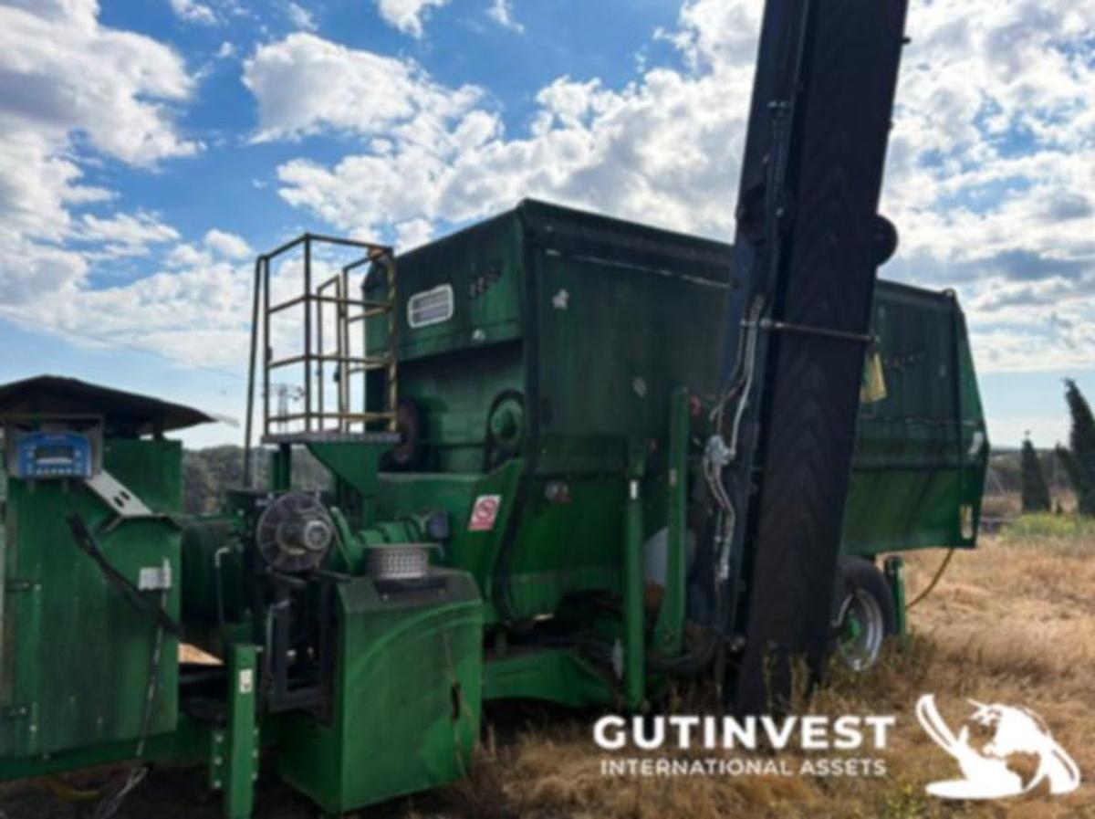 Usado Máquina mezcladora de compost