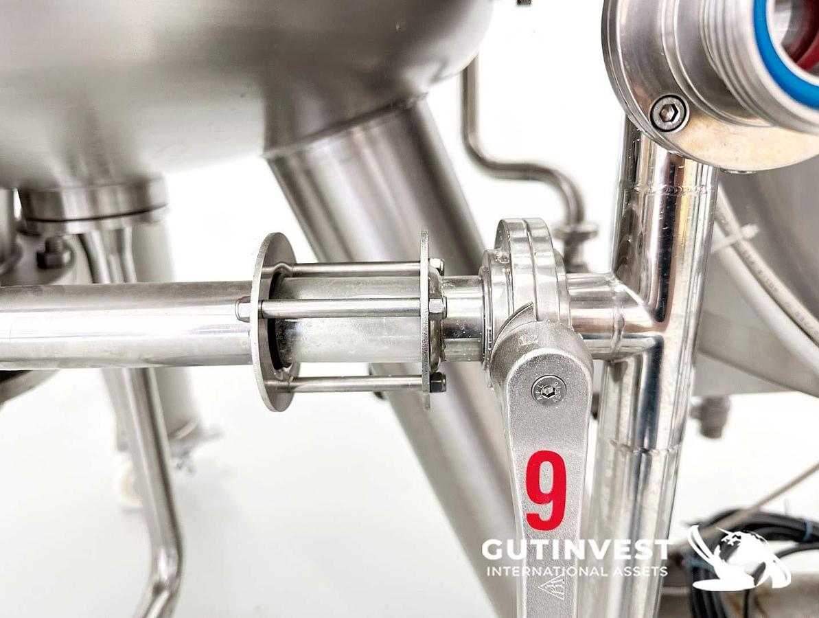 Used 1 - Complete lot of machinery for olive oil packaging