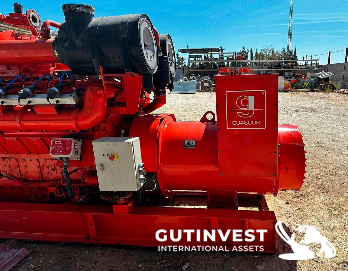 Usado 1 - Grupo electrógeno de gas natural - 875 kVA