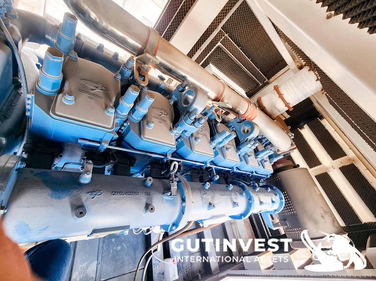 Usado 1 - Grupo electrógeno diésel insonorizado 825 kVA