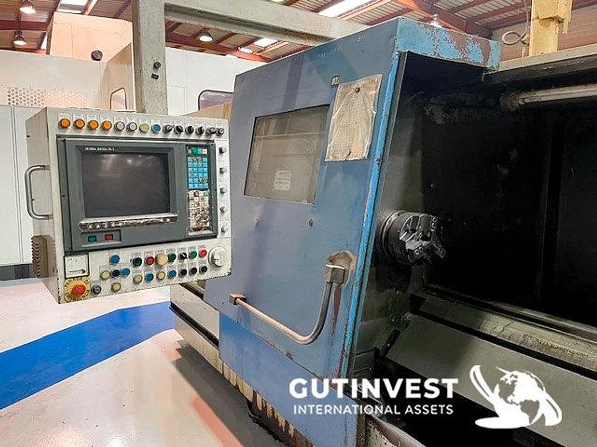Usado 1 - Torno horizontal CNC