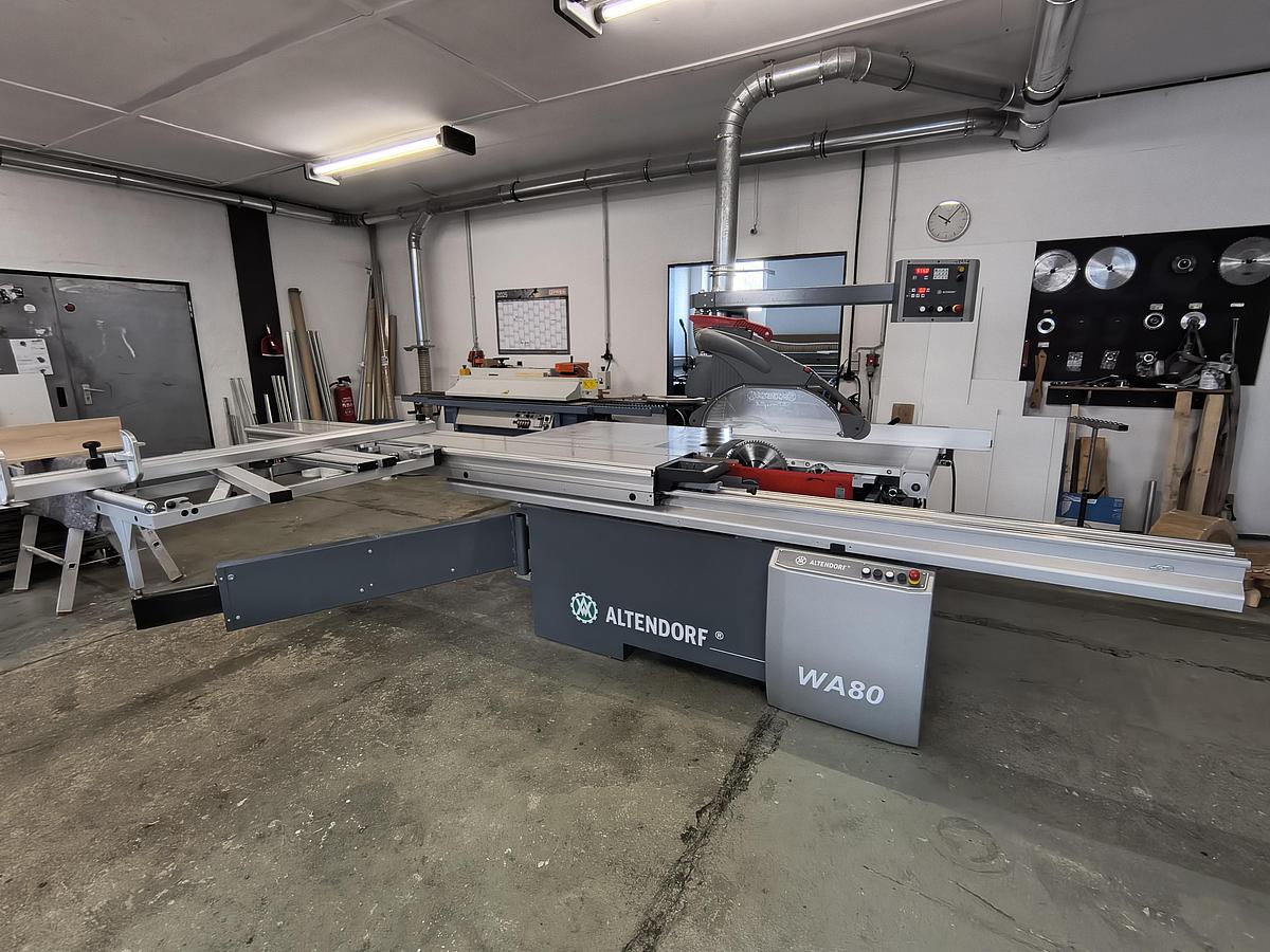 Used Sliding Table Saw machine