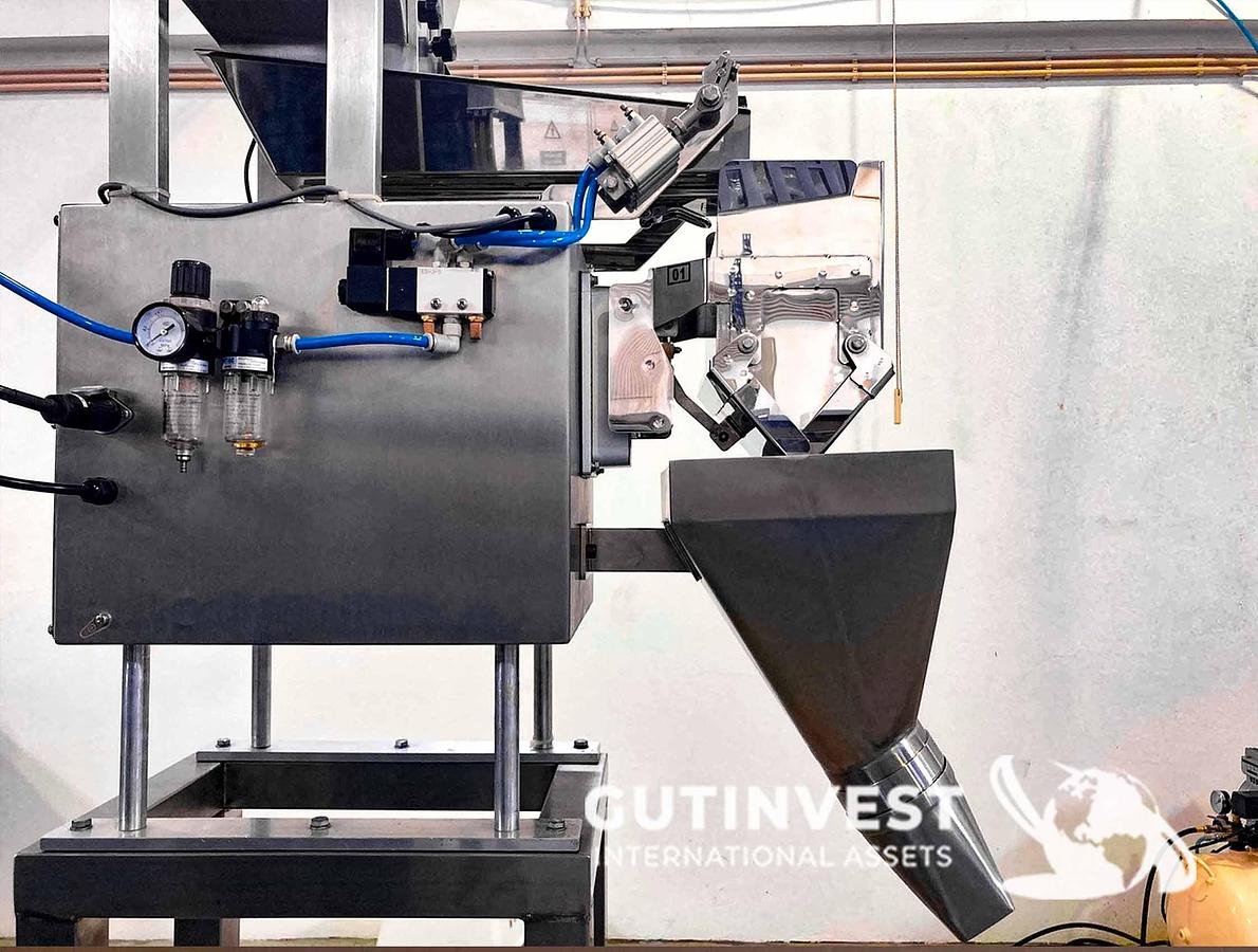 Usado 1 - Línea de envasado y llenado vertical semi-automática