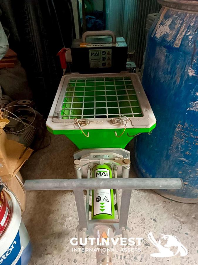 Usado 17 - Máquina para el bombeo y proyectado de materiales premezcla
