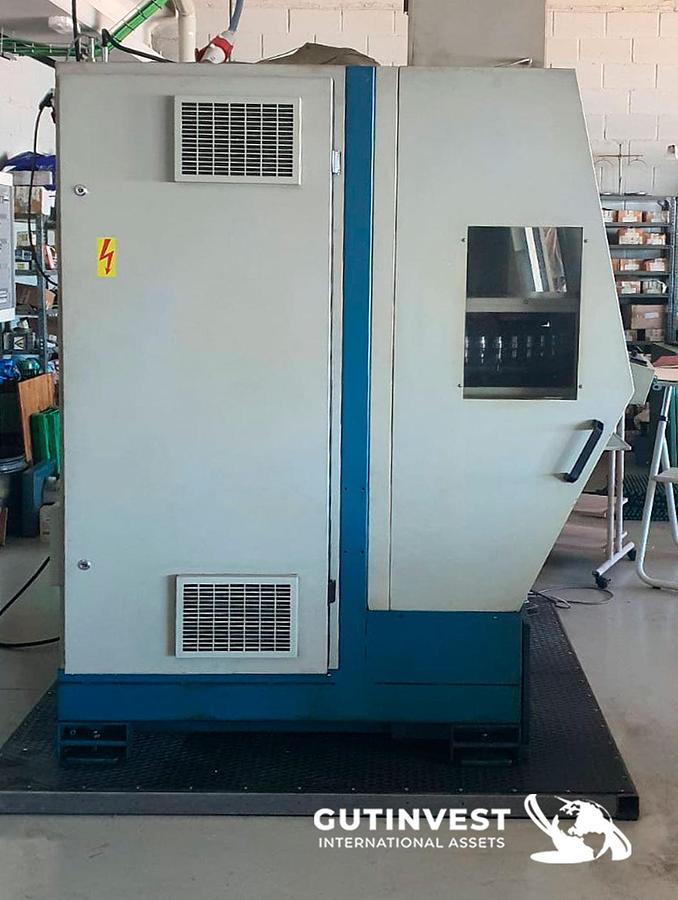 Used 1 - Vertical machining center - 5 axes