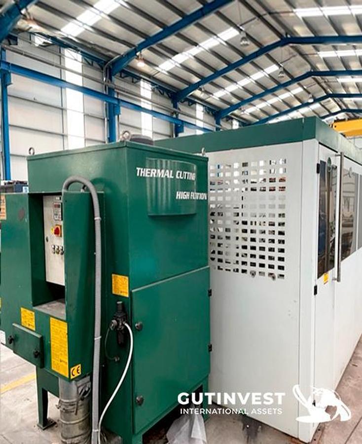 Usado 1 - Máquina de corte por láser de tubo CNC