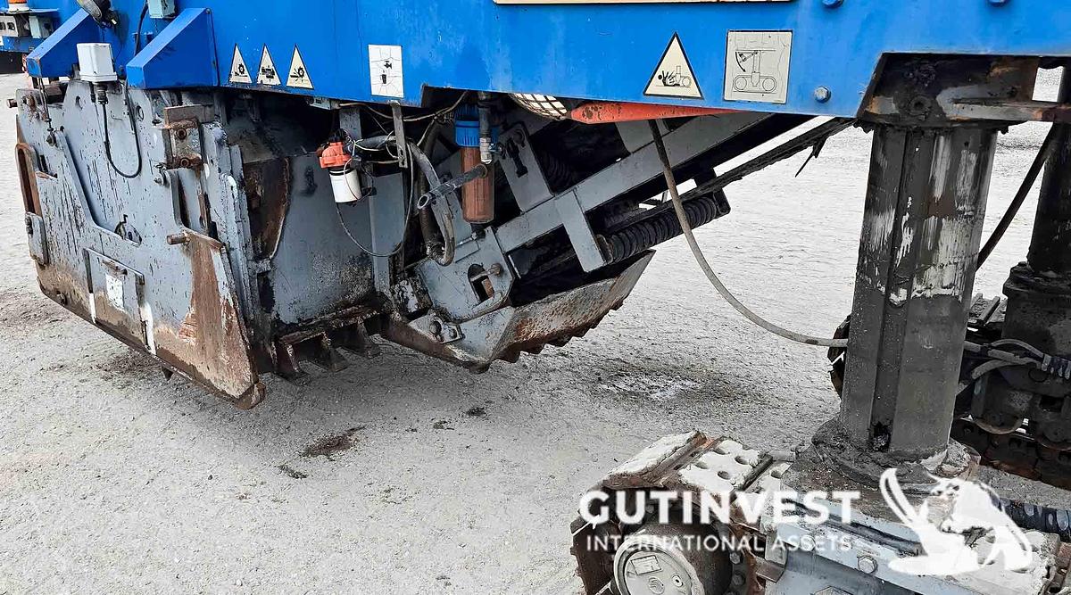 Used 1 - Asphalt milling machine