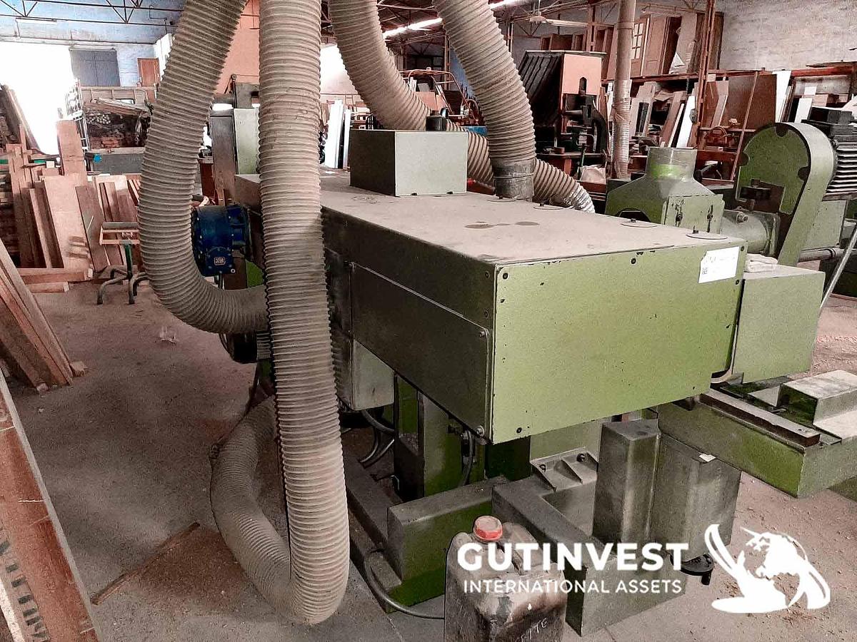 Used 4 - 5-axis moulder machine