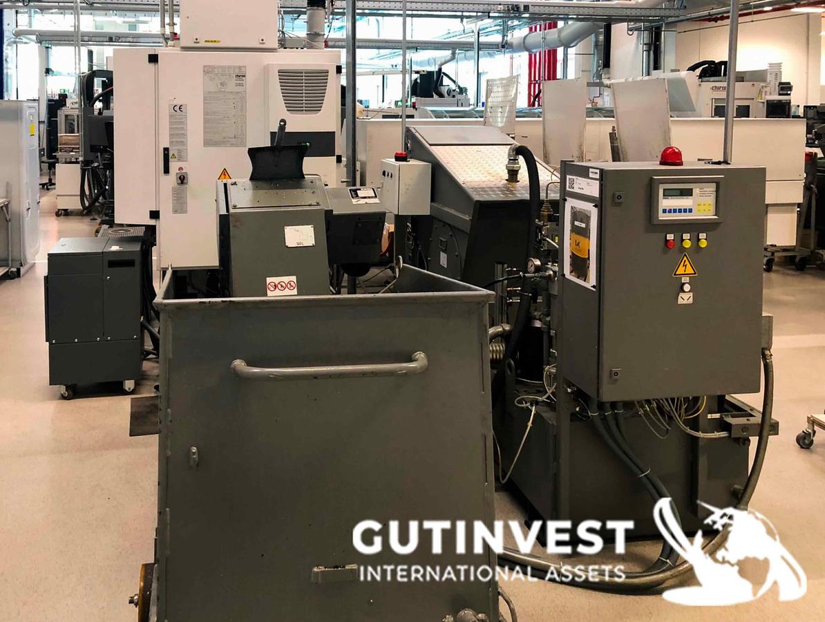 Used CNC Vertical Machining Center - 5 Axes
