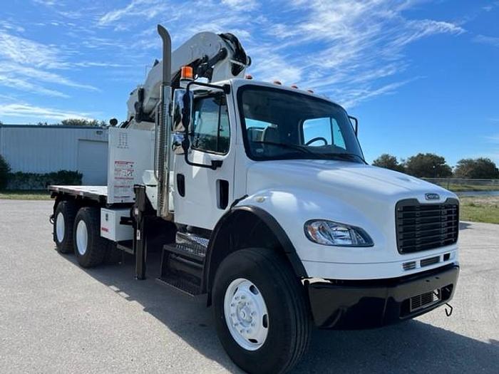 Used Effer 310.11 3s 25130 lb Knuckle Boom on 2009 Freightliner M2 106 Flatbed Truck - CE5787
